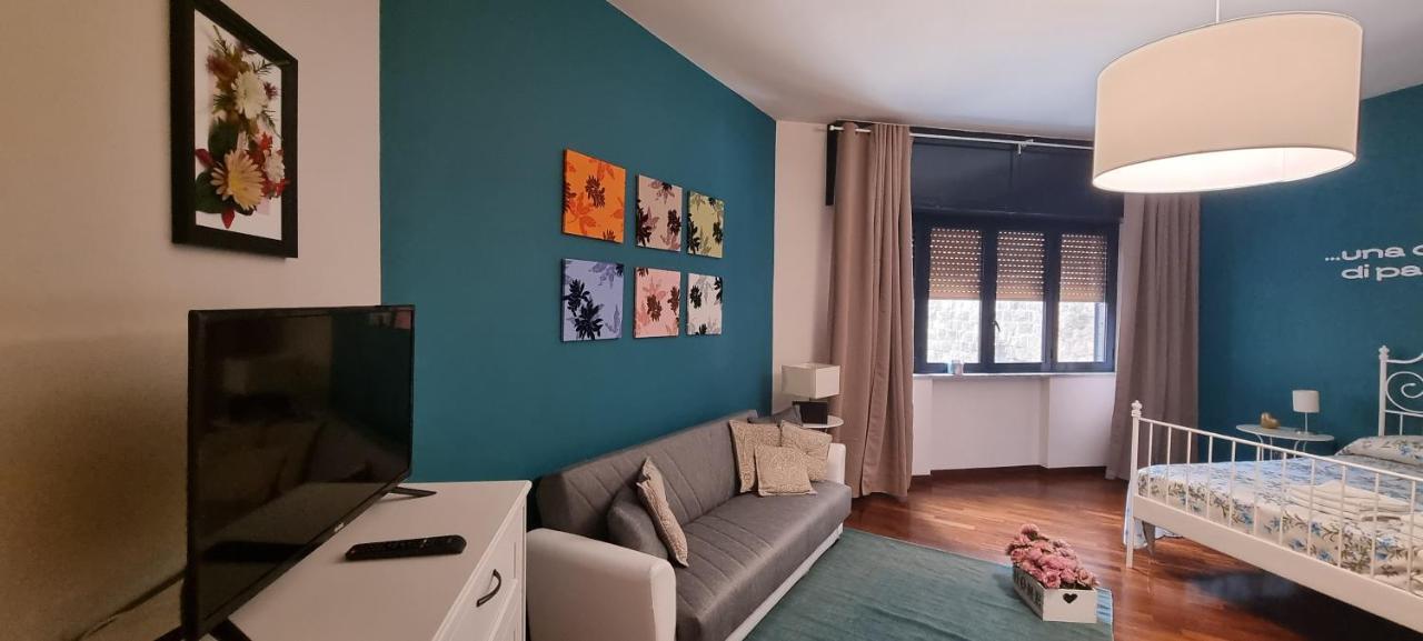 Ferienwohnung Via Battisti 109 Caserta Exterior foto
