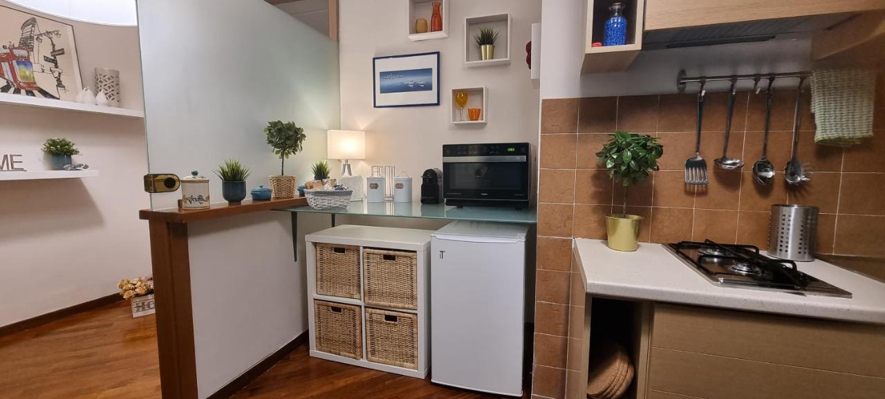 Ferienwohnung Via Battisti 109 Caserta Exterior foto