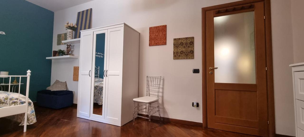 Ferienwohnung Via Battisti 109 Caserta Exterior foto