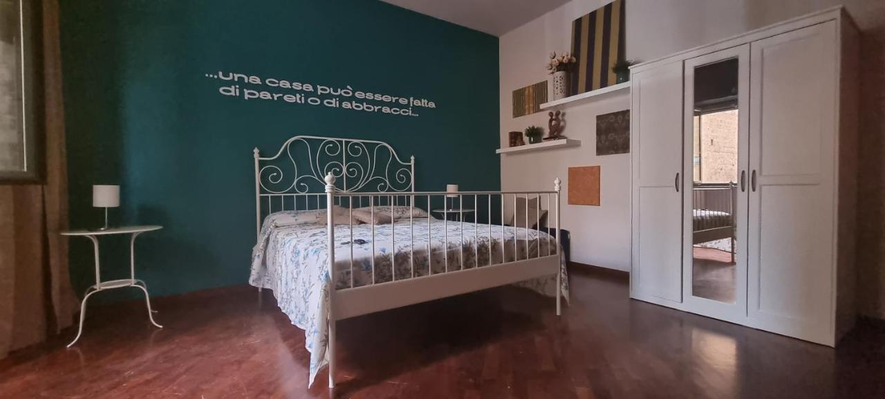 Ferienwohnung Via Battisti 109 Caserta Exterior foto